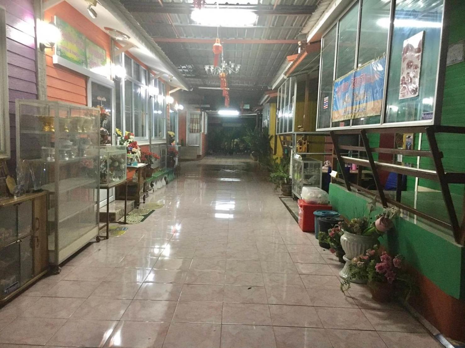 บุญจินดา รีสอร์ท Ban Bang Phayom Zewnętrze zdjęcie